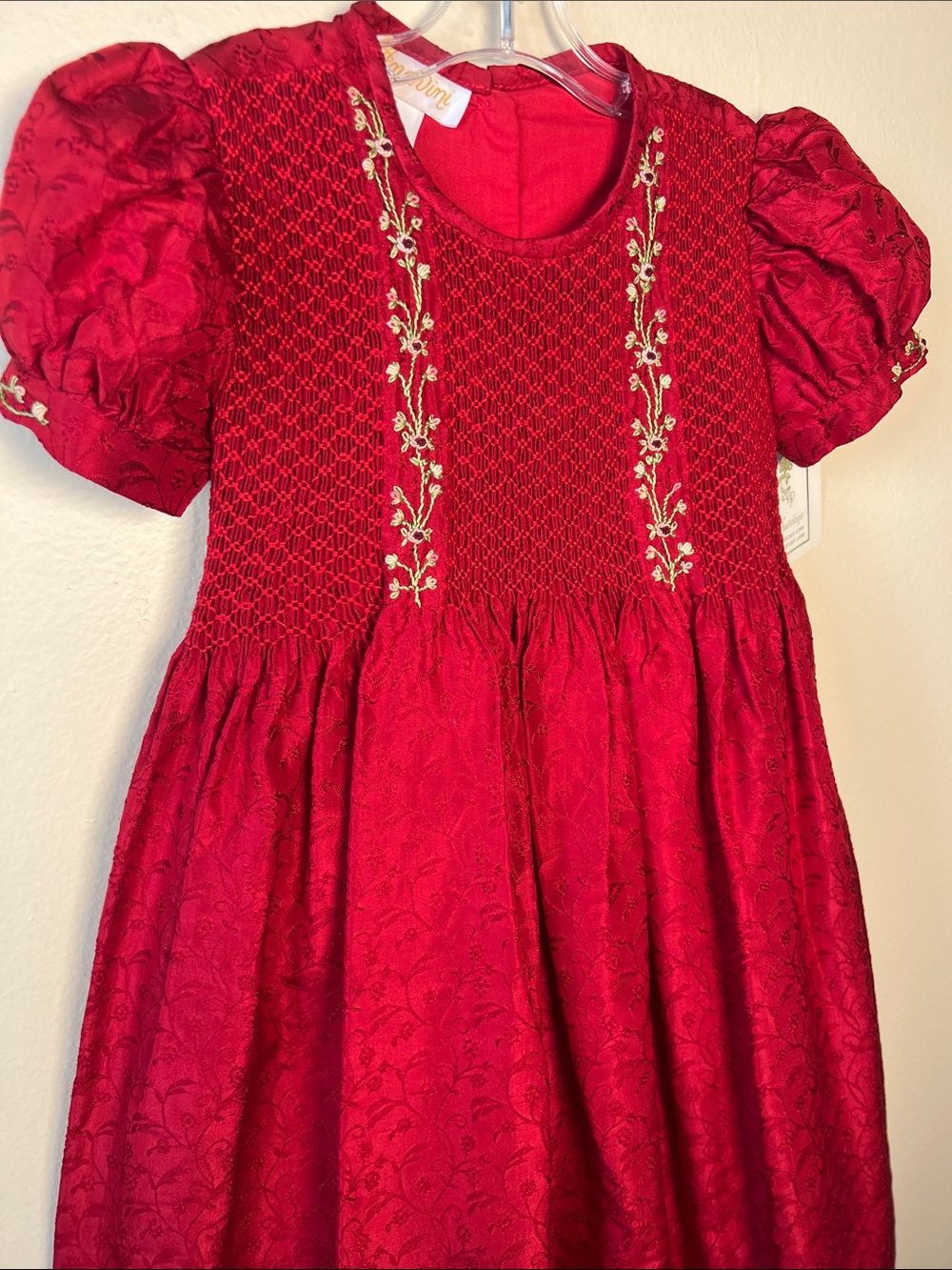 Anavini VTG Smocked Brocaded Red Silk Girls Dress Classic Holiday NOS Sz. 4